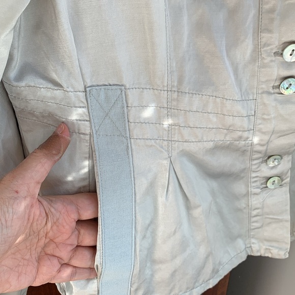 Silver (not too shiny) rad top with pockets. Degrade size M/L - Picture 2 of 9